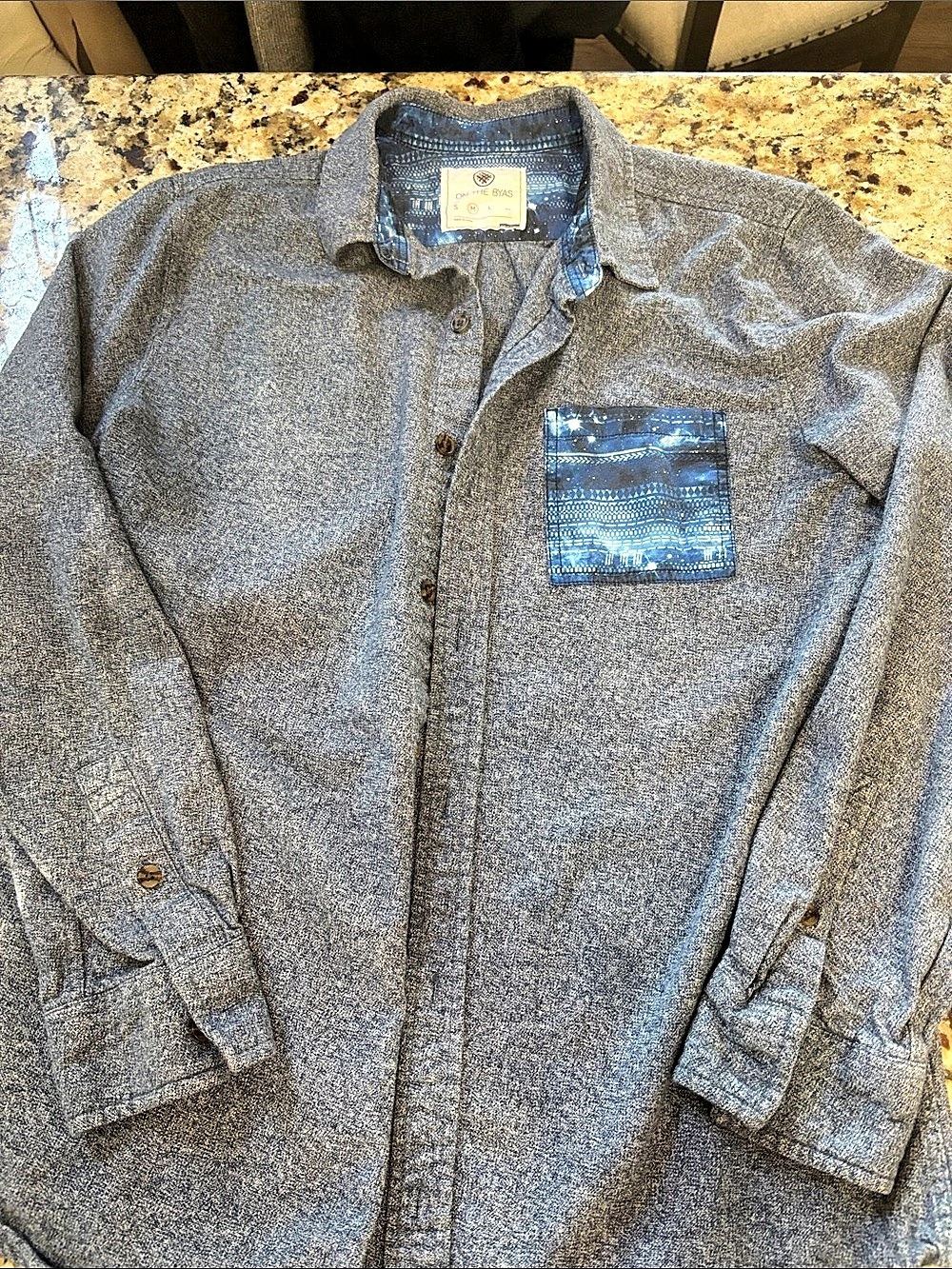 On The Byas Men's Geometric Button Down Gray Blue Size Medium